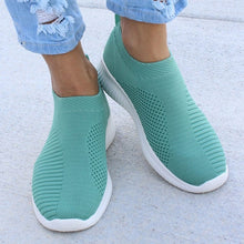 Load image into Gallery viewer, Slip on White Shoes Woman Lightweight White Sneakers Summer Autumn Casual Chaussures Femme Basket Flats Shoes