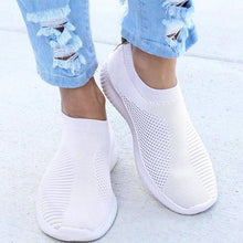 Load image into Gallery viewer, Slip on White Shoes Woman Lightweight White Sneakers Summer Autumn Casual Chaussures Femme Basket Flats Shoes
